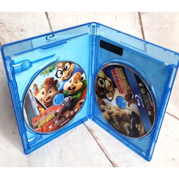 Alvin And The Chipmunks: The Road Chip Blu-Ray + DVD + Digital HD Combo Pack - Picture 7 of 7